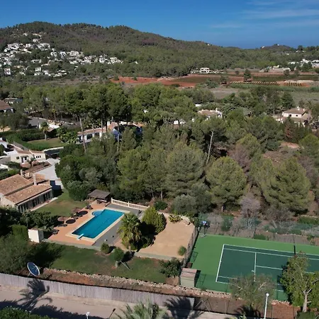 Villa Tennis Rosalia *